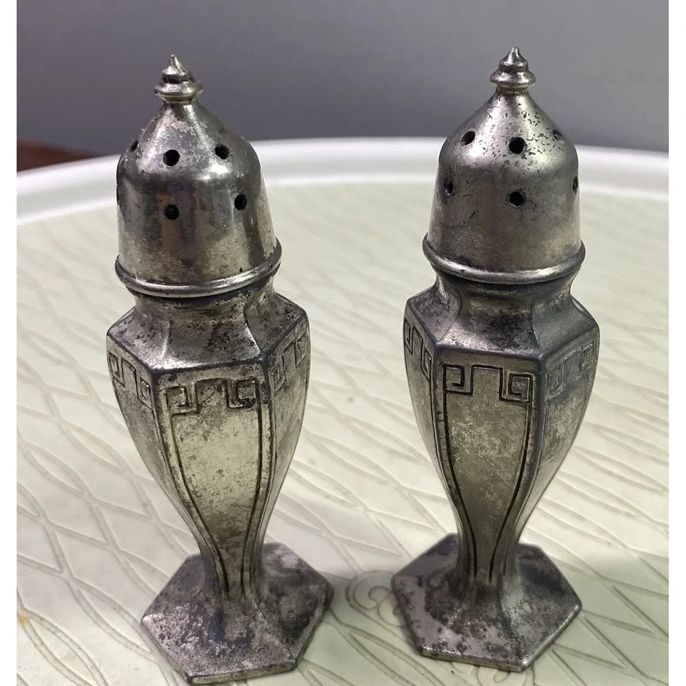 G.S. CO. Vintage Pair‎ Of Silver Plated Salt&Pepper Shakers 4